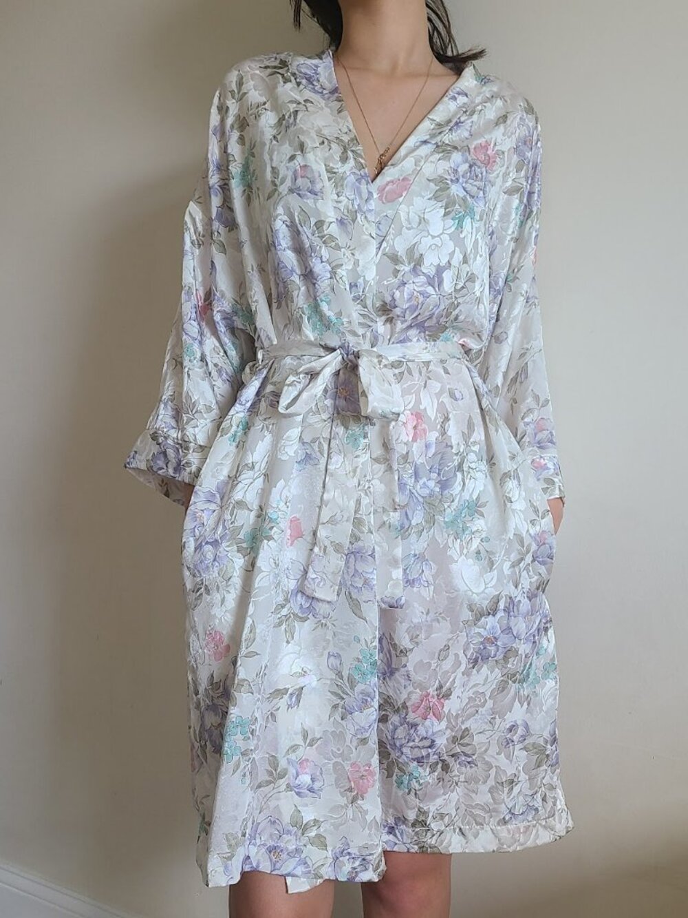 Dentelle Vintage Pastel Floral Satin Robe w/ Pockets Size Medium